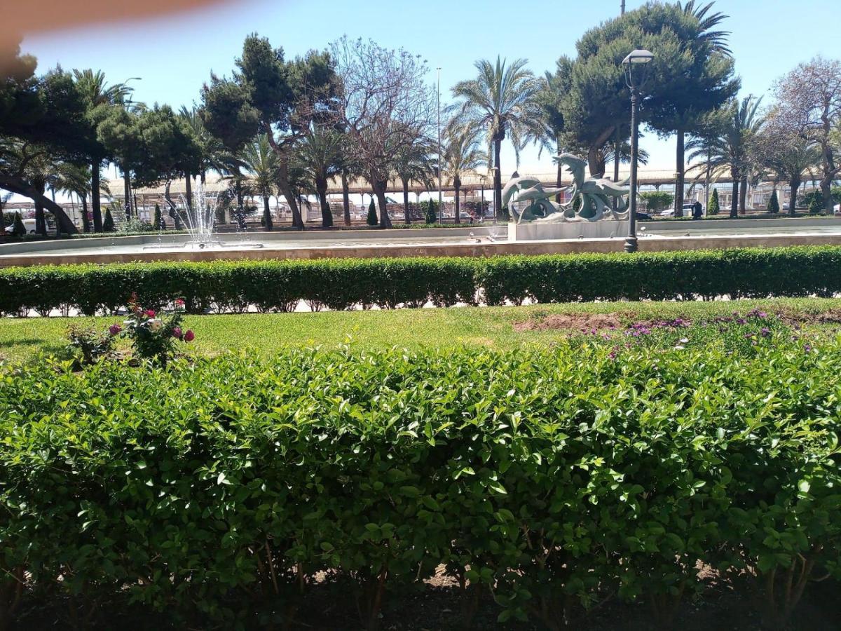 Espectacular Vivienda Junto A La Playa Y Paseo Maritimo En